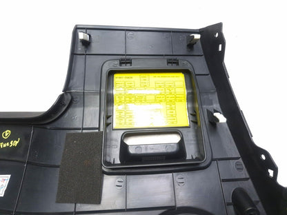 2010 Hyundai Tucson Front Left Driver Side Lower Dach Trim OEM