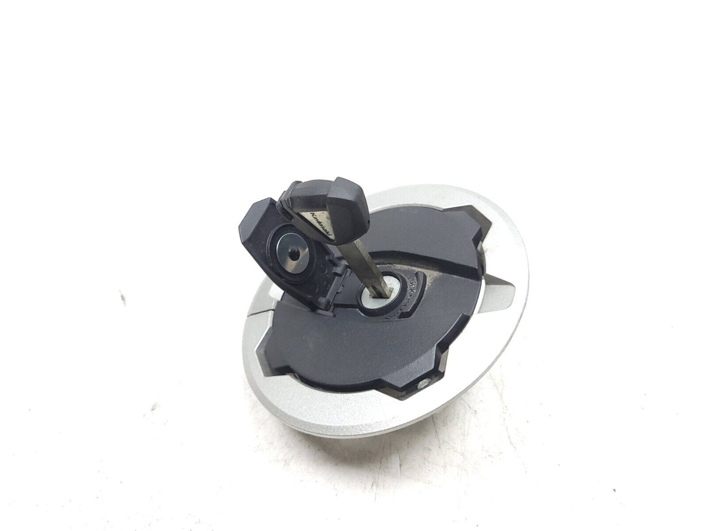 19 - 23 Kawasaki Z400 Er400 Ninja Fuel Tank Seat Lock W/ Key OEM