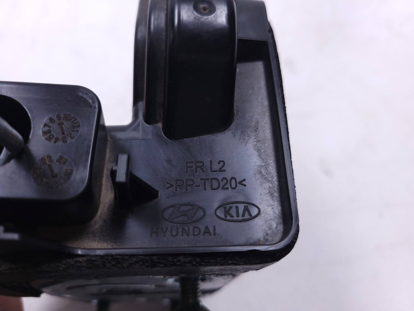 2020 Hyundai Venue Front Driver Door Lock Latch Actuator OEM