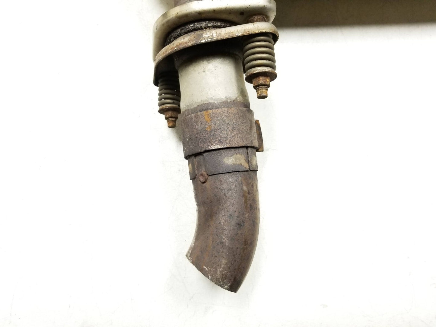 2016 Dodge Durango Exhaust Pipe Center Muffler Resonator 3.6l OEM