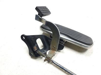 01 - 10 Yamaha V Star 650 Xvs650 Classic Front Right Floorboard & Brake Pedal