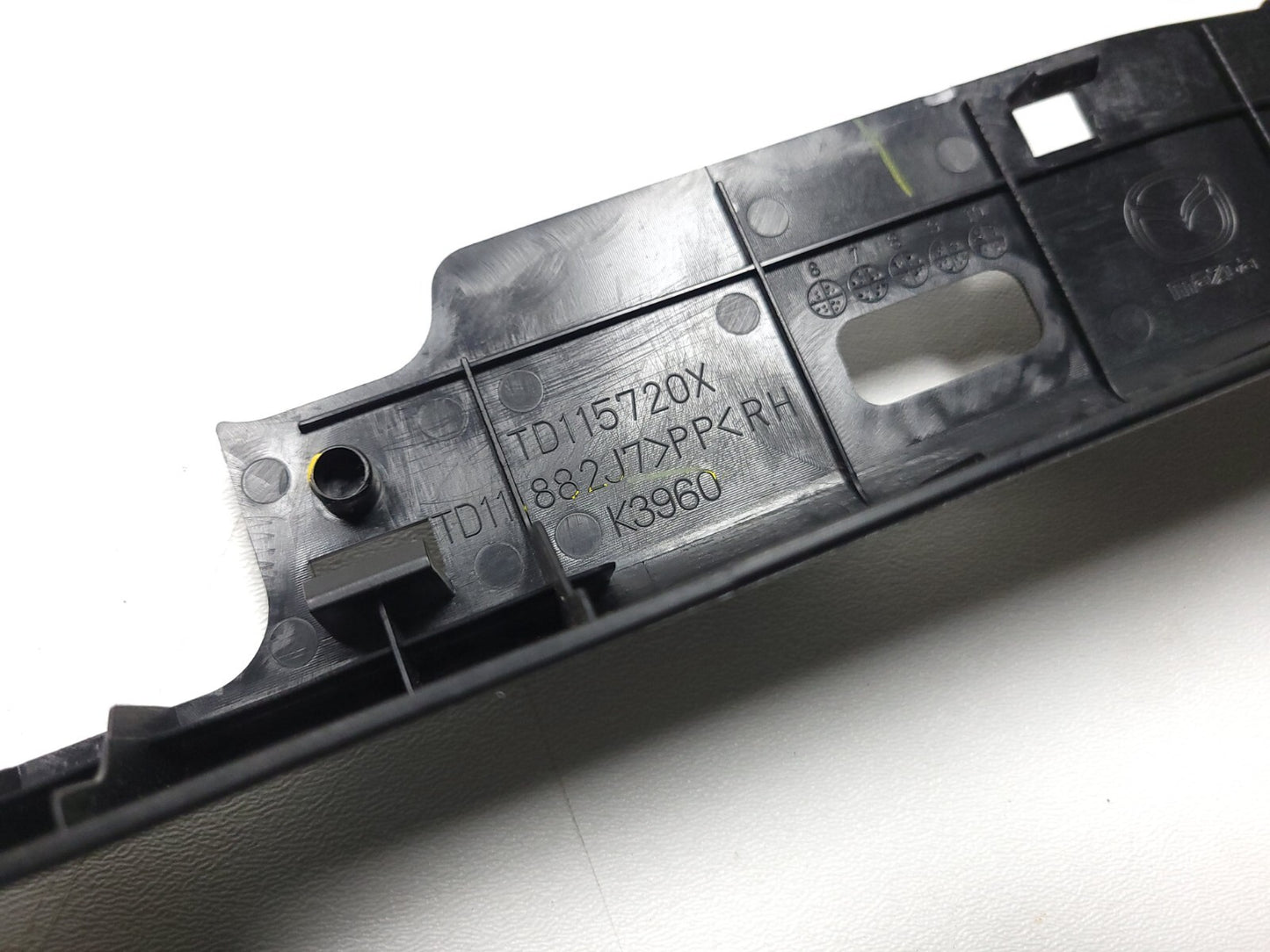 08 15 Mazda Cx-9 Seat Side Trim W/ Guide Sleeve 2 Row Passenger Side Right OEM