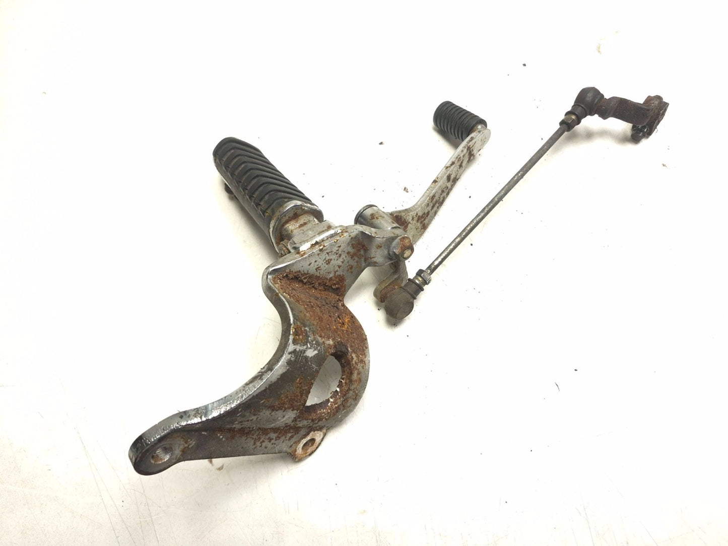 1997 Honda Magna Vf750 Front Left Foot Peg & Bracket W/ Shifter Lever OEM