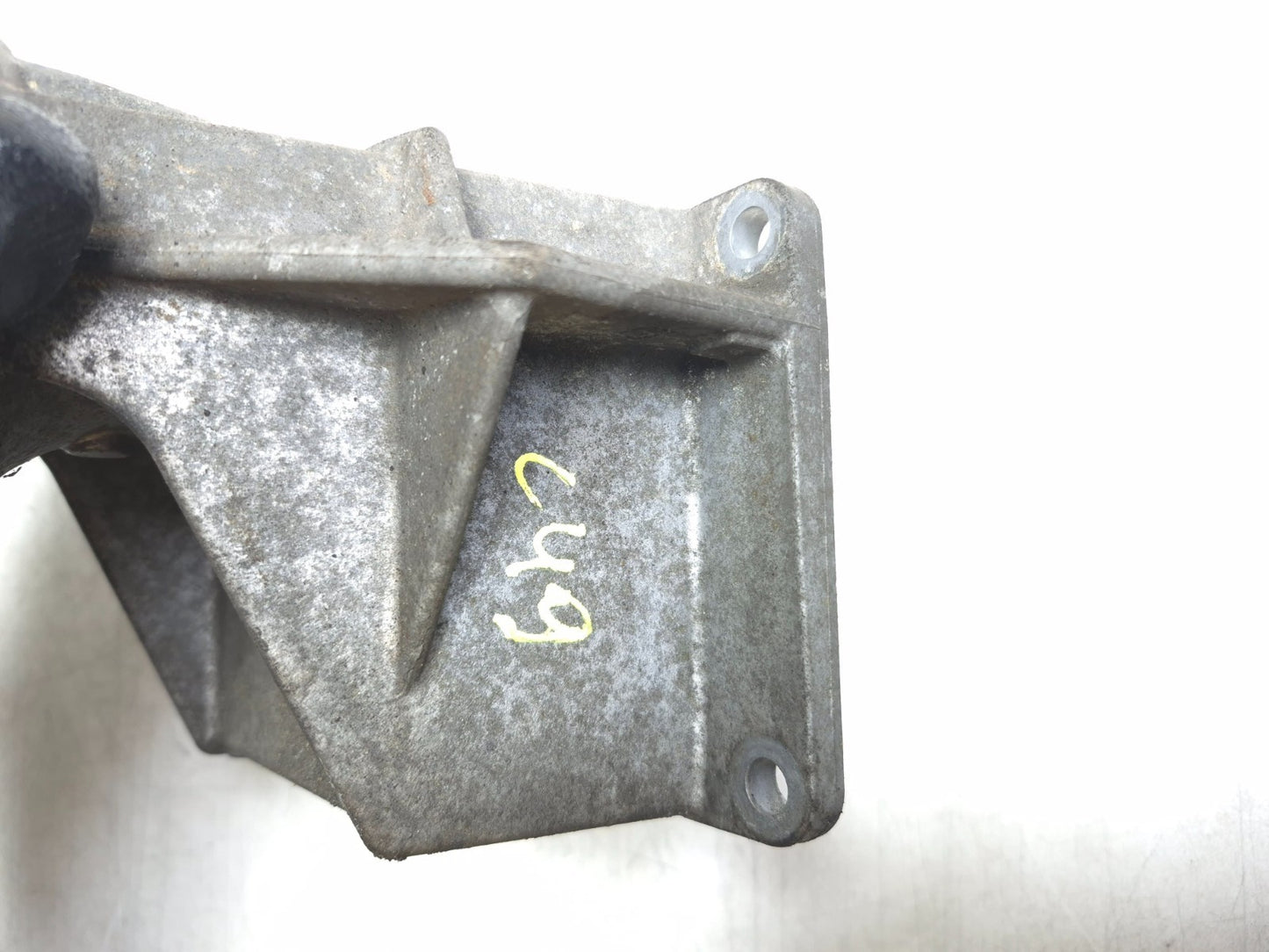 2013 BMW 328i F30 Front Axle Differential Support Bracket OEM