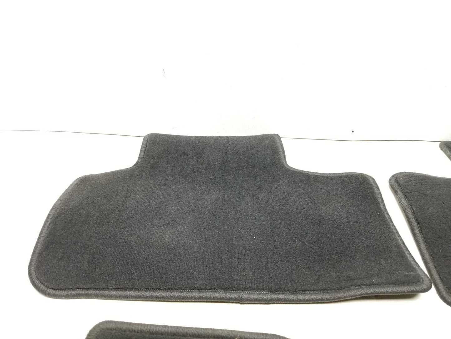 09 - 16 Hyundai Genesis Coupe Floor Mat Carpet 4pcs  OEM