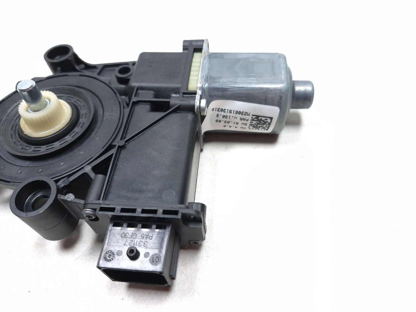 2024 Alfa Romeo Stelvio Window Motor Rear Driver Side Left OEM