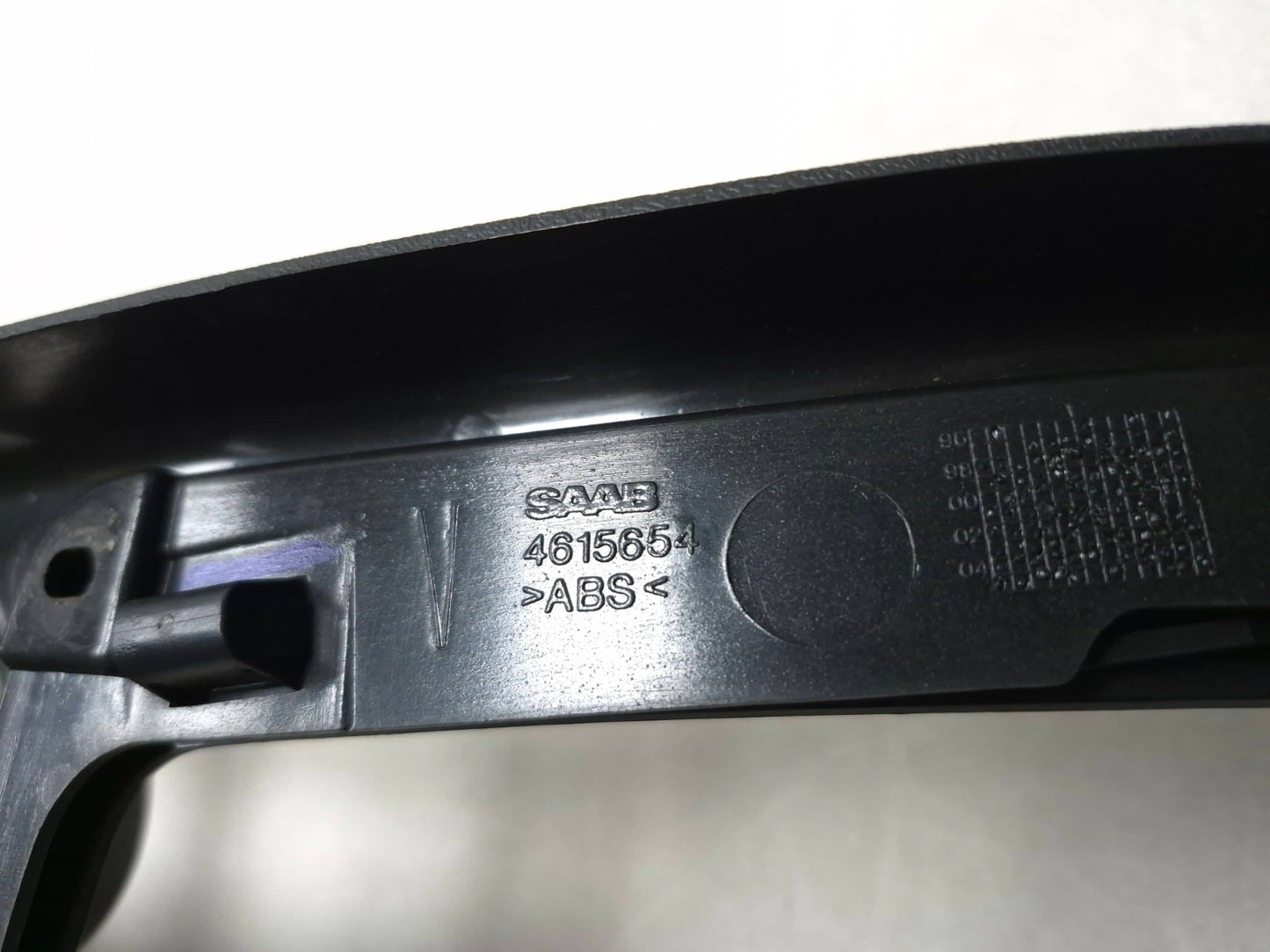 2007 Saab 9-5 Aero Center Console Bezel Trim Panel OEM