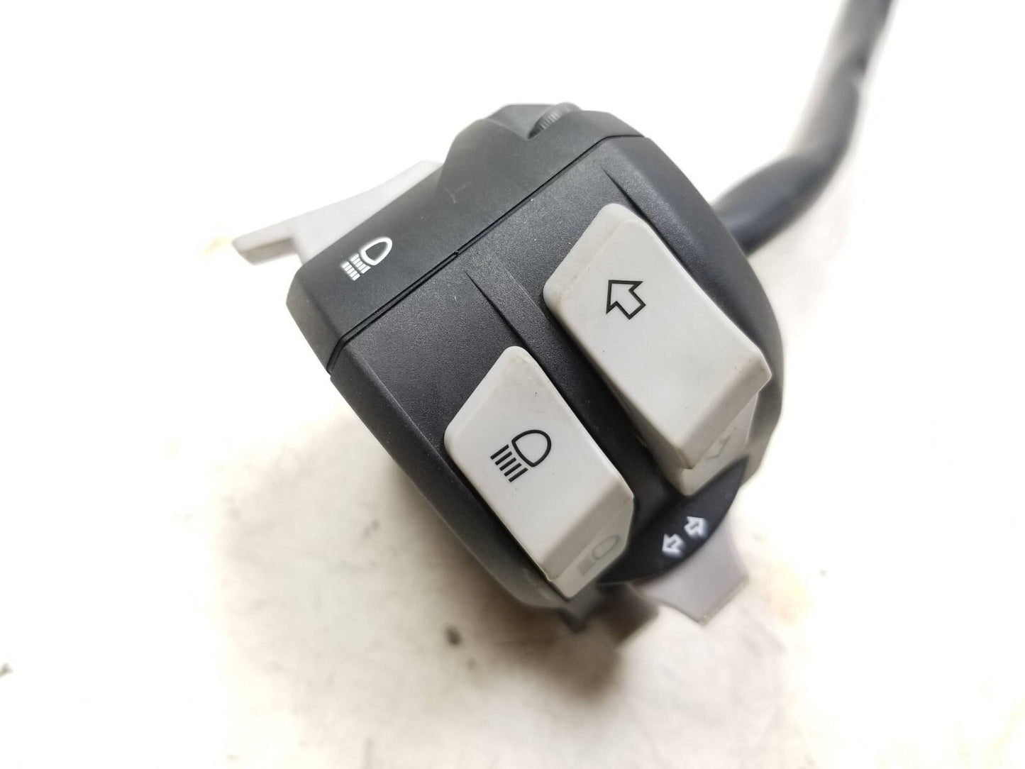 21-24 Ducati Supersport 950 950s Control Block Switch Left Hand Side 6k Miles