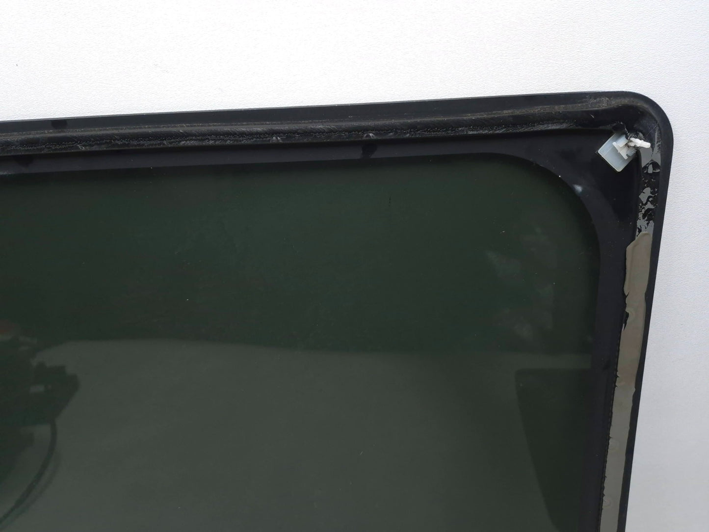 2013 Ford Transit Connect Rear Sliding Door Window Glass Driver Side Left OEM