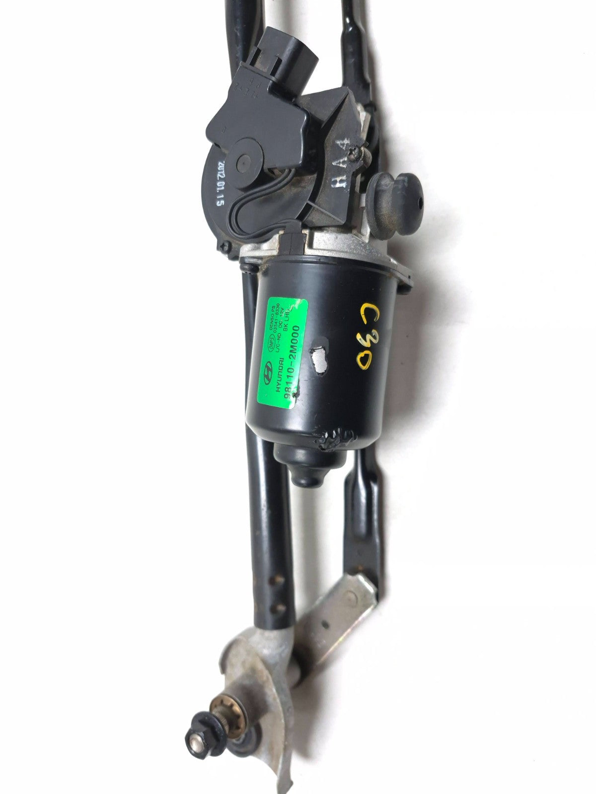 2013 Hyundai Genesis Windshield Wiper Motor W/ Linkage OEM