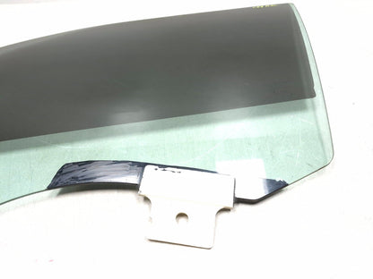 2018 Chrysler 300 Limited AWD Front Left Driver Side Door Window Glass OEM