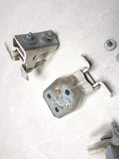 2008 Lincoln Navigator Door Hinge Front & Rear Passenger Side Right OEM