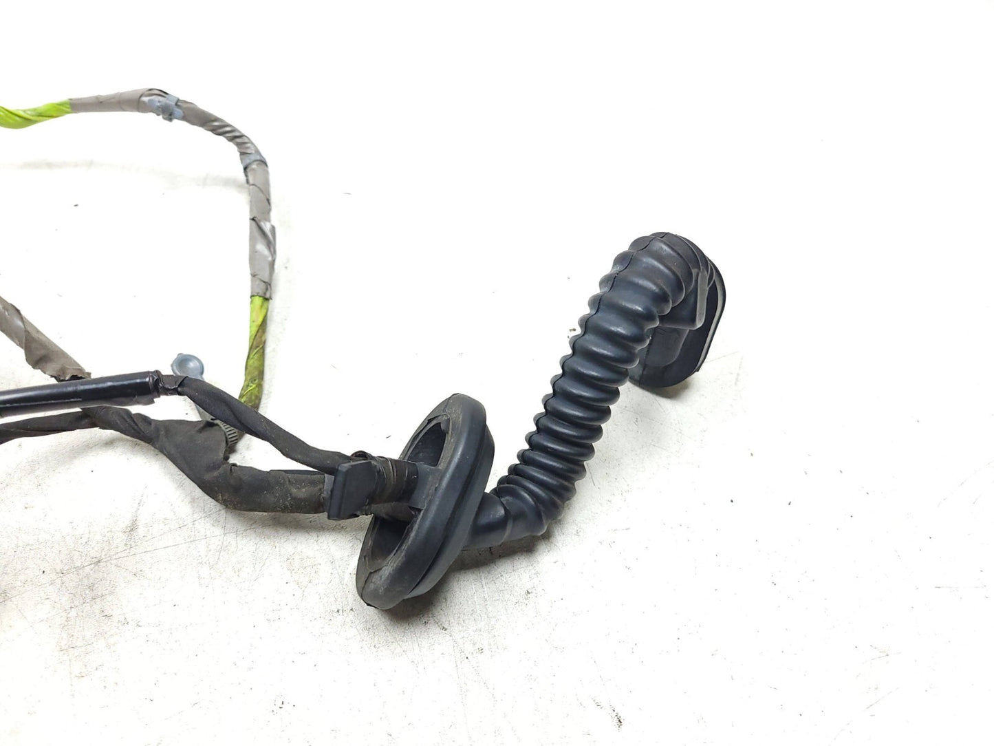 10 14 Chevrolet Suburban Door Wire Wiring Harness Rear Passenger Side Right OEM