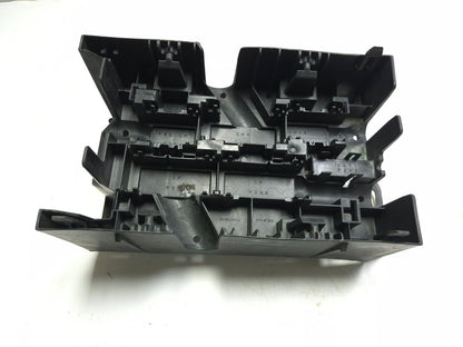 2013 Cadillac Escalade Esv Under Hood Fuse Block Bracket W/ Lid Cover OEM
