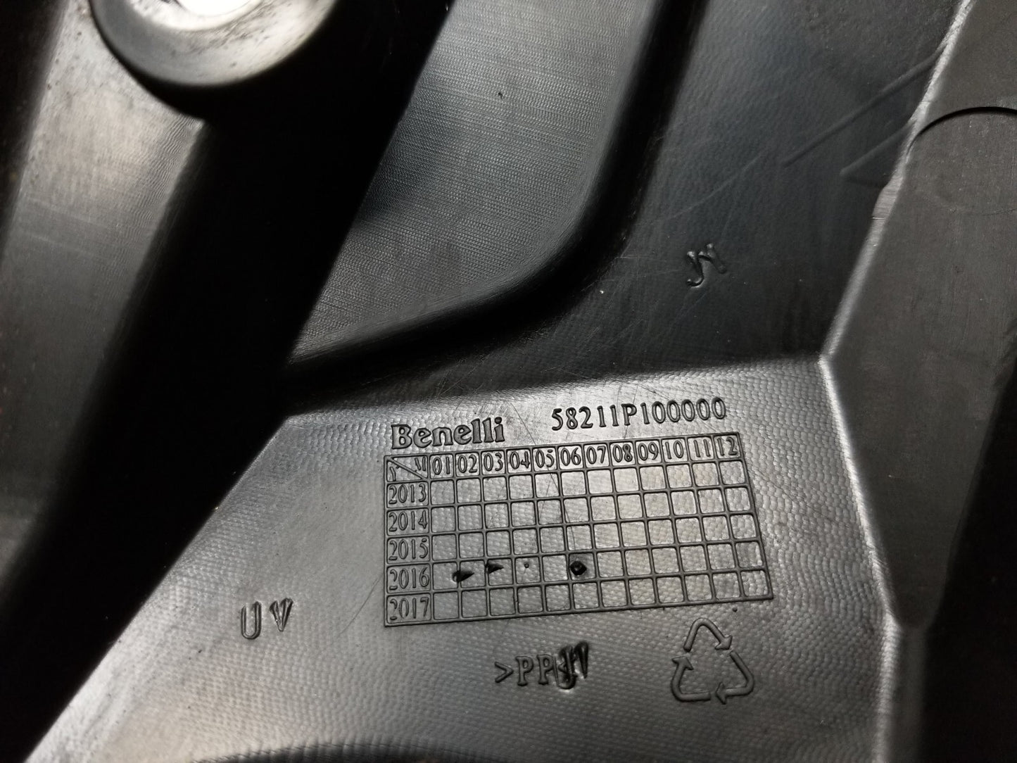 20 - 24 Benelli 302s Side Fairing Cover Left & Right OEM