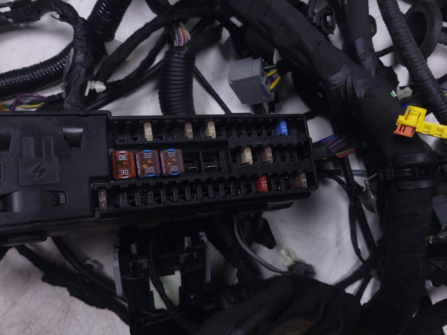 2018 Ford Escape Interior Body Wire Harness W/ Fuse Box OEM