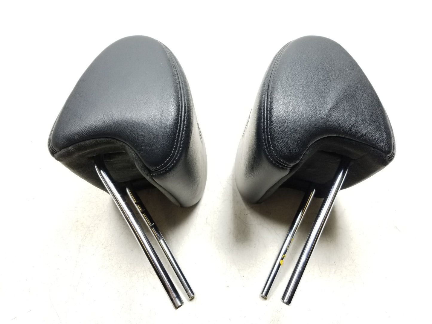 2007-2008 Acura Tl Type S Front Seat Headrest Rear & Left OEM