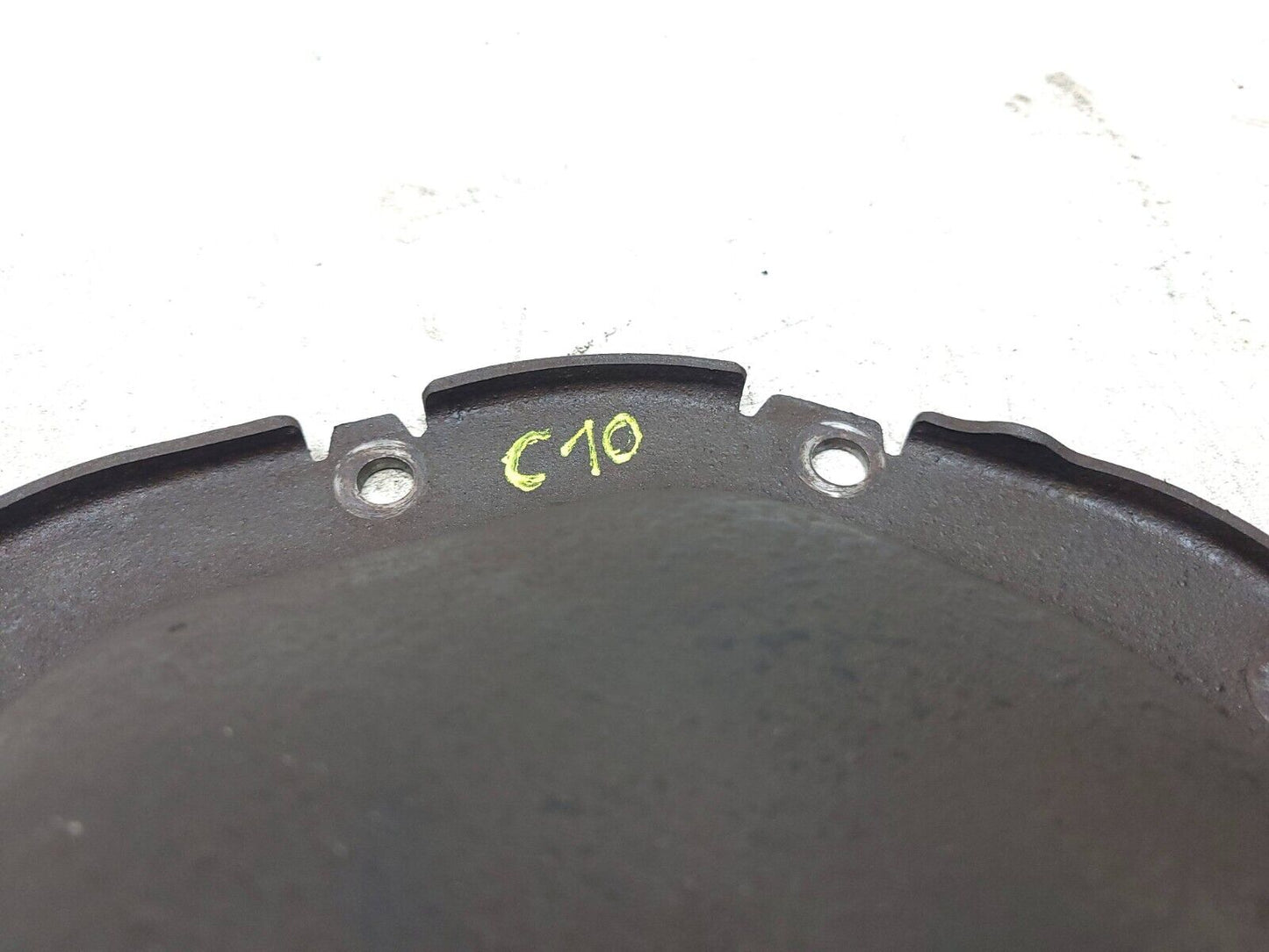 10-14 Chevrolet Suburban Rear Axle Cover Lid 5.3l OEM