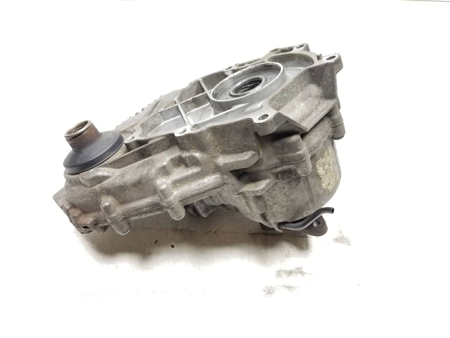 2011 BMW X5 E70 Transfer Case Assembly OEM