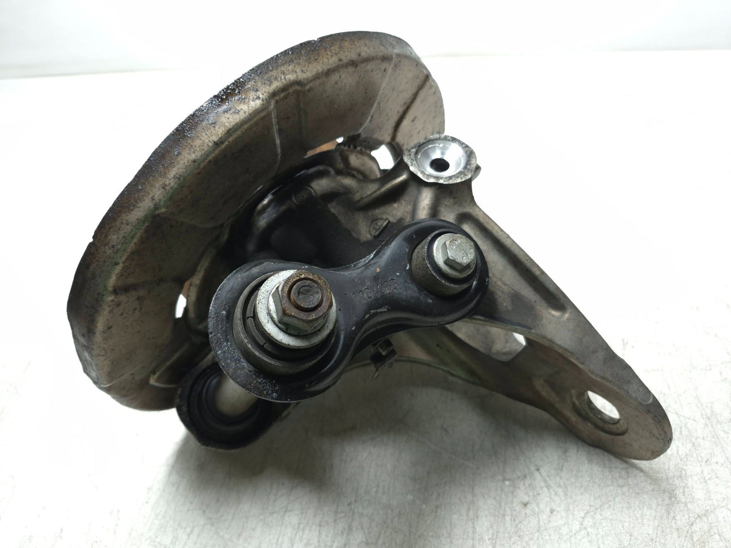 2008 BMW X6 E71 Rear Spindle Knuckle Wheel Hub Passenger Side Right OEM
