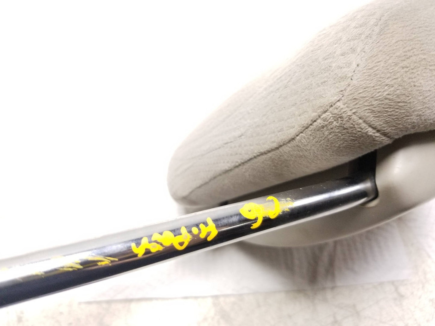 2011 - 2017 Dodge Grand Caravan Front Seat Headrest Passenger Side Right OEM