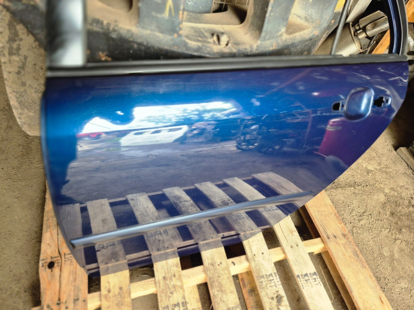 2004 Toyota Corolla Sedan Rear Door Shell Left Driver Side OEM