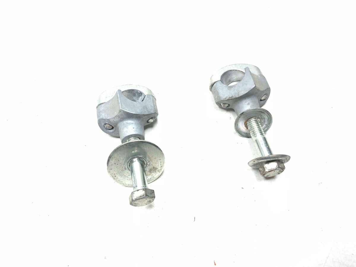 2004 Harley Davidson Touring Flhti Electra Glide Handlebar Riser Clamp Pair OEM
