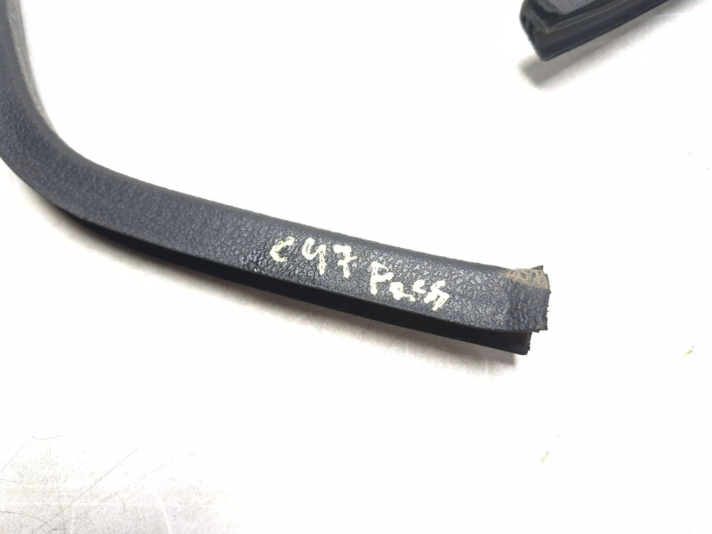 2013 Fiat 500 Turbo Front Right Door Weatherstrip Seal OEM