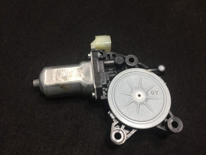 2010 2011 Kia Soul 2.0l Front Left Power Window Motor OEM A1 57k