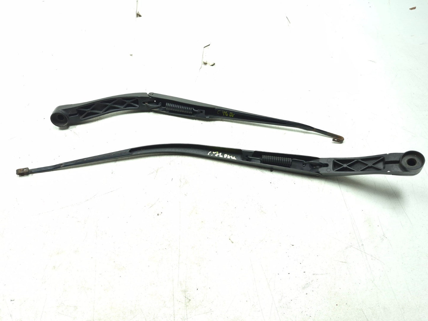 2008 Acura Tl Type-s Front Windshield Wiper Arm Left & Right Pair OEM