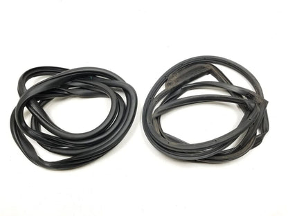 17 18 Kia Forte Door Wheatherstrip Seal Rear Passenger Side Right Pair OEM