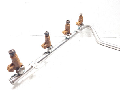 2007 Mercedes Ml500 Fuel Rail W/ Injectors OEM