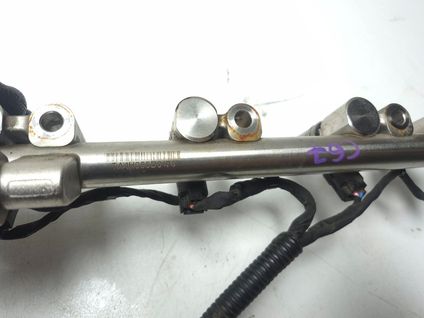 2018 Hyundai Sonata 2.4l Fuel Rail W/ Injector OEM