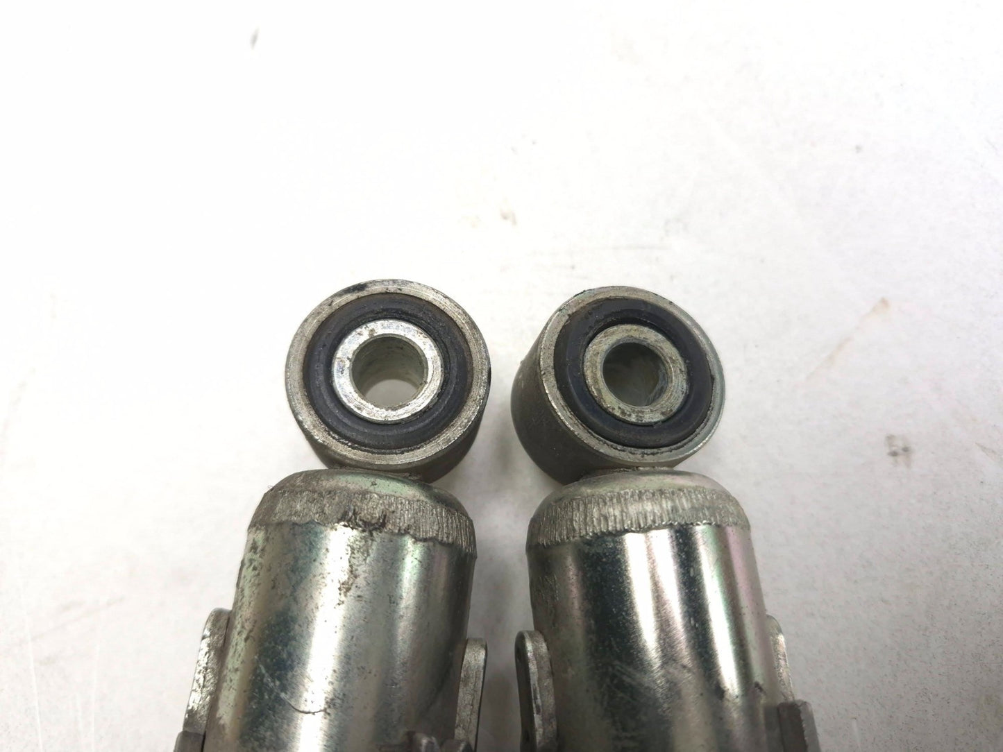 2006 Suzuki Marauder Gz250 Rear Shock Absorber Pair  OEM