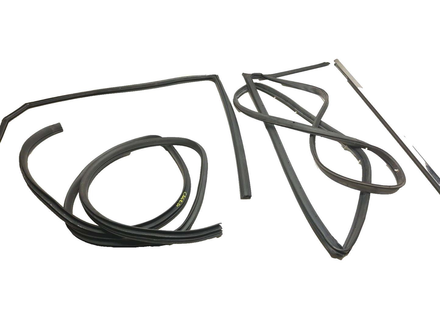 2012 Hyundai Sonata Rear Door Weatherstrip Seal & Molding Driver Side 4 Pcs OEM