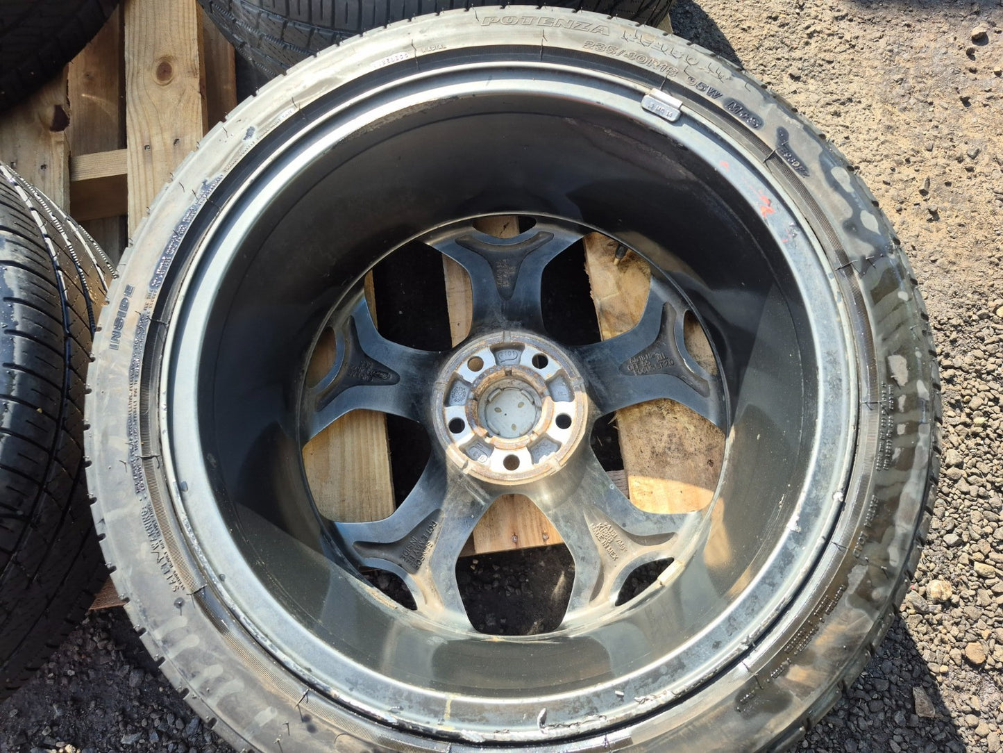 2014-2018 Ford Focus St Wheel Rim W/tire 18jx18 235/40/r18 Bridgestone 4 Pcs OEM