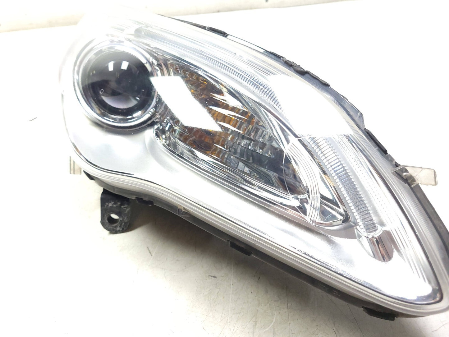2013 Chrysler 200 Headlight Passenger Side Right OEM