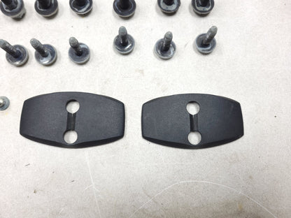 2007 Range Rover Front & Rear Door Hinge Right Passenger Side Set OEM