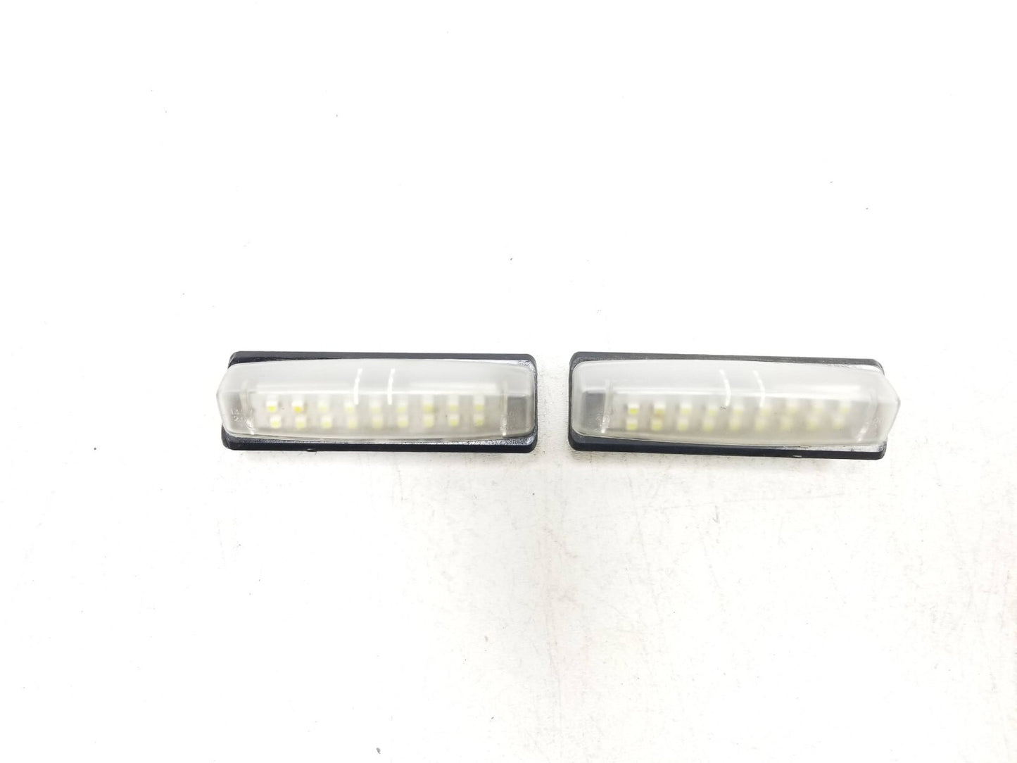 2007 - 2011 Toyota Camry Trunk Lid License Plate Lamp Light Right & Left  OEM