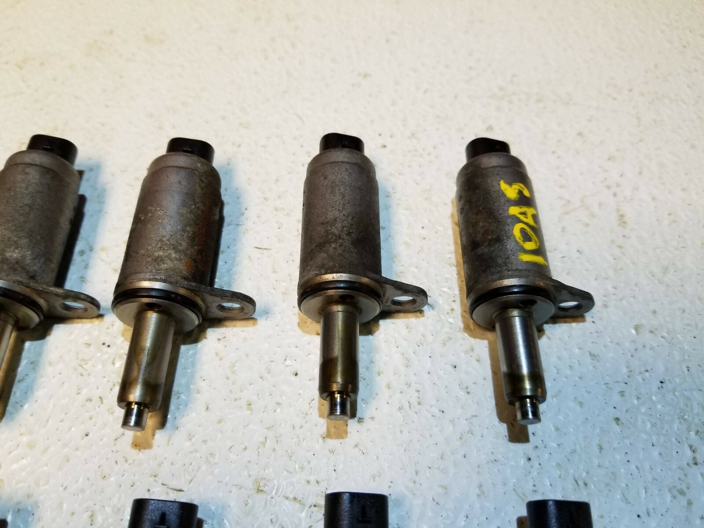 2010 Audi A5 Camshaft Adjustment Solenoid 12pcs 3.2l OEM