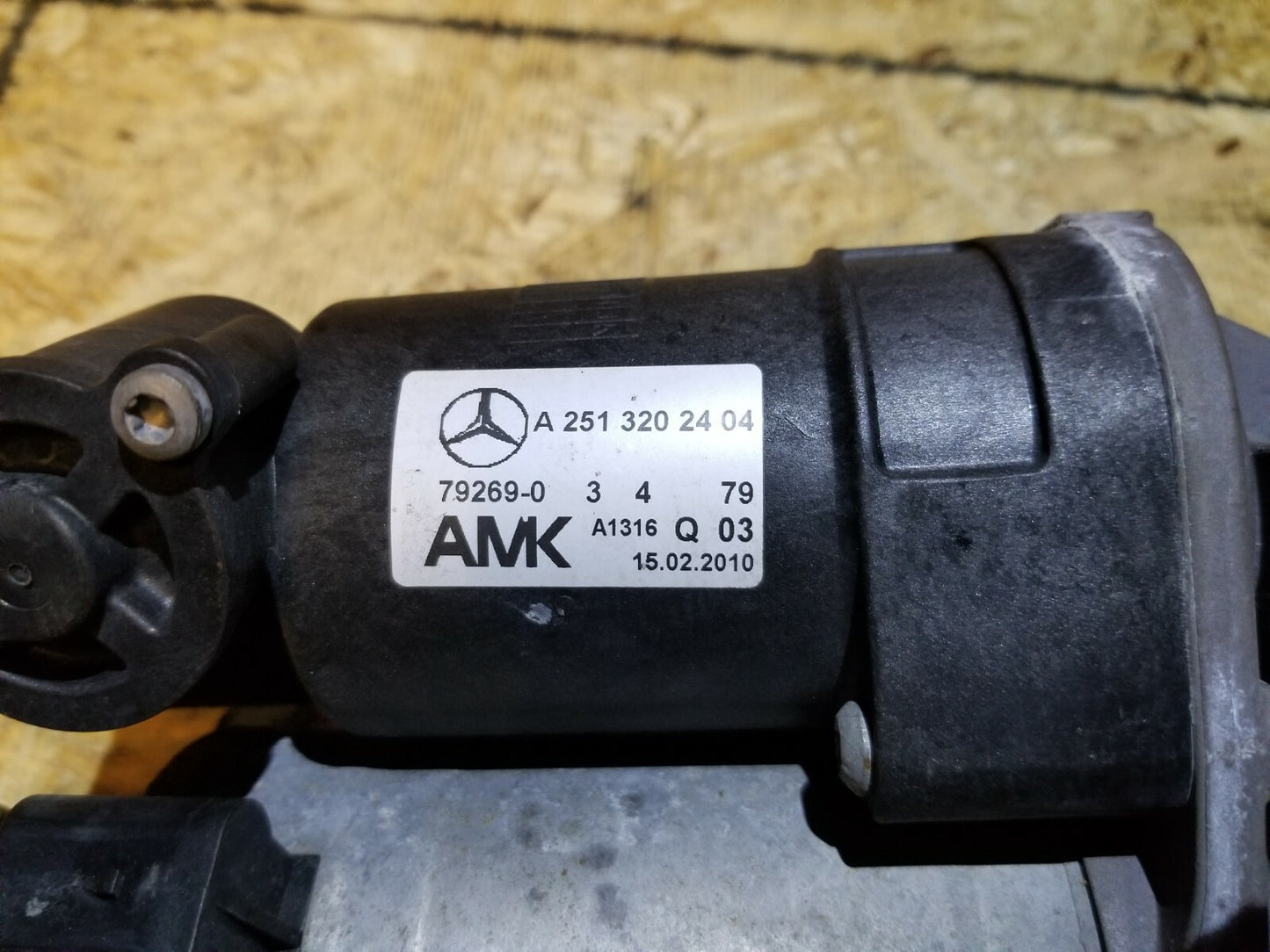 2010 Mercedes-benz R350 Air Suspension Compressor Pump OEM