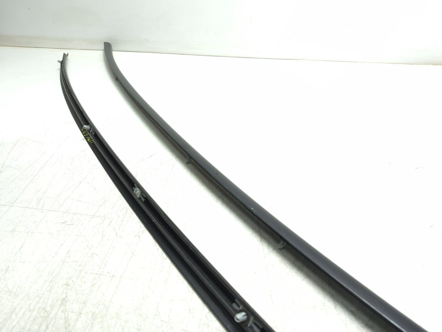 2013 BMW 328i F30 Sedan Upper Door Frame Molding Left & Right OEM