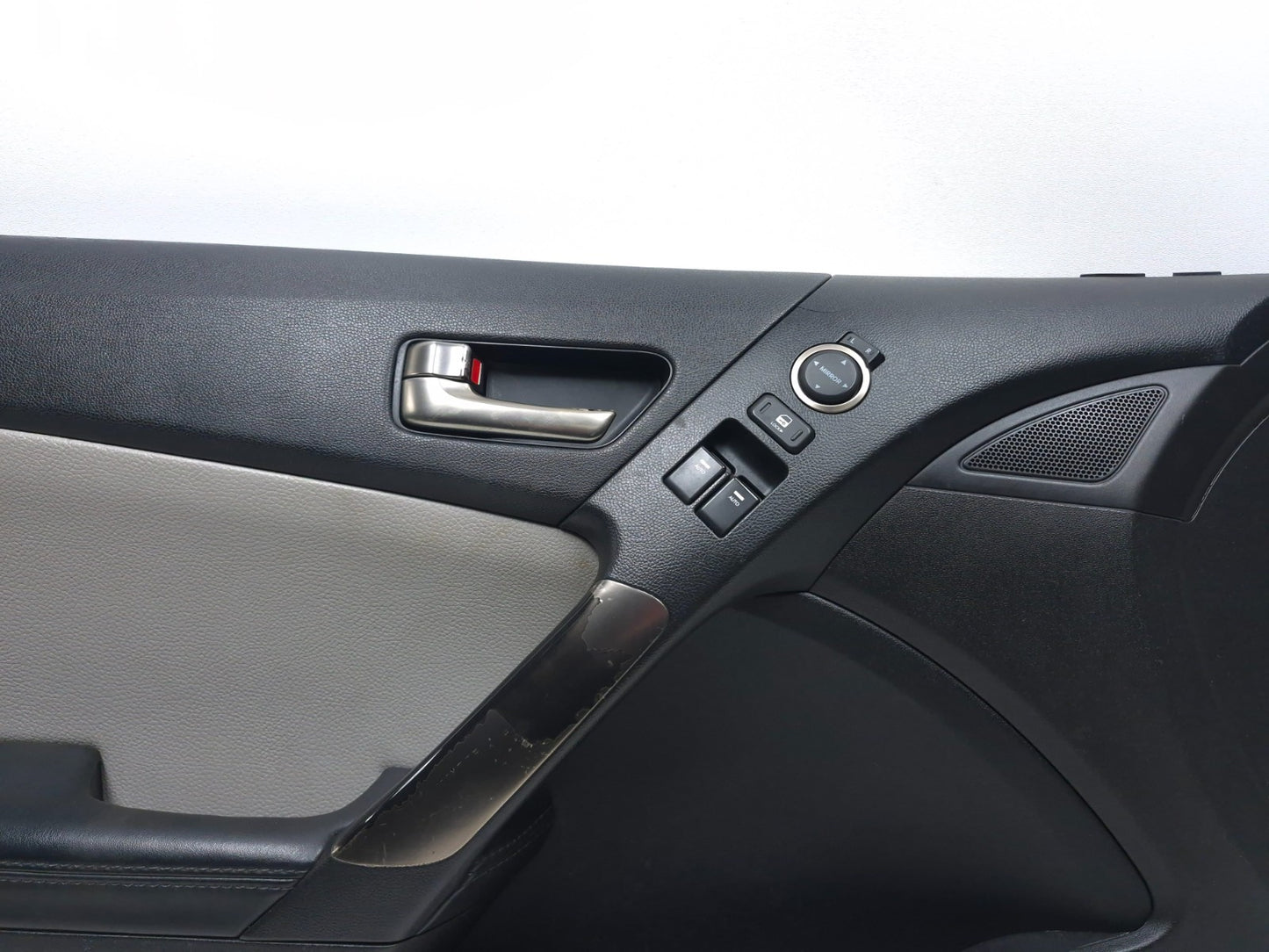 2013 Hyundai Genesis Coupe Door Panel Trim Front Driver Side Left OEM