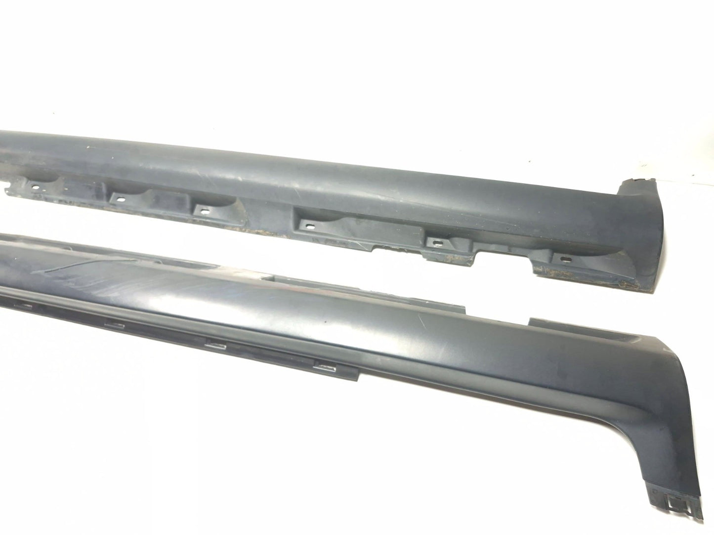 2012 Volvo C30 Rocker Panel Skirt Molding Left & Right OEM