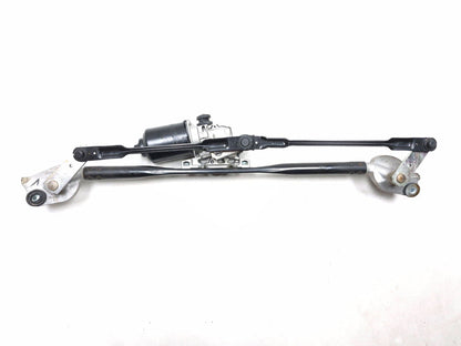2013 Hyundai Genesis Windshield Wiper Motor W/ Linkage OEM