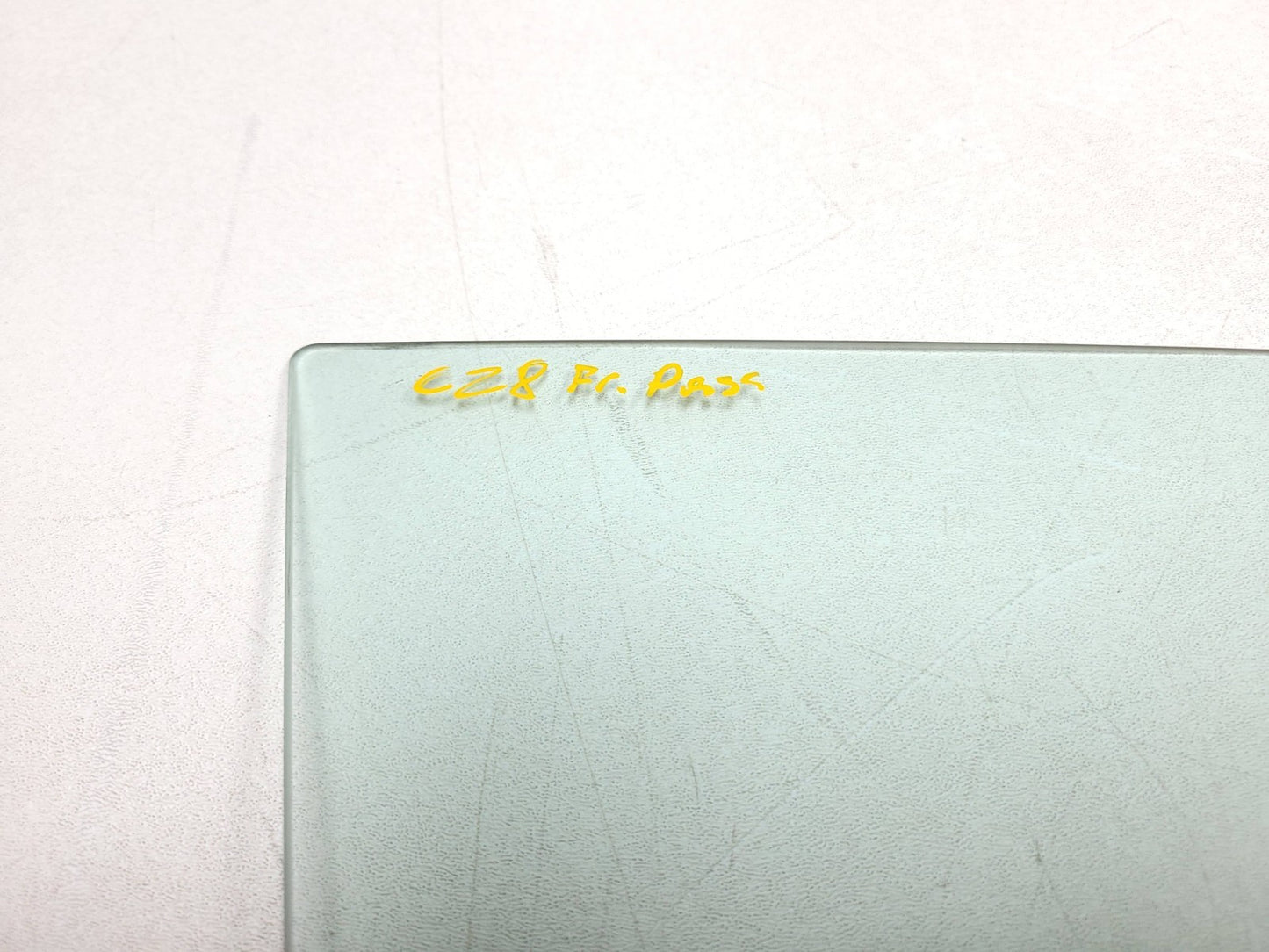 12-17 Hyundai Accent Front Pass Side Right Door Window Glass Without Solar OEM