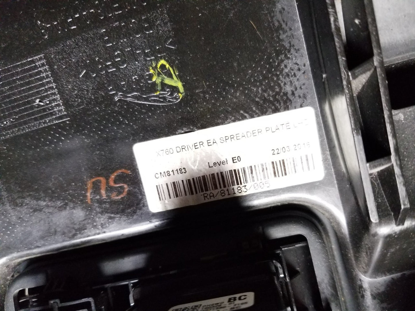 17-24 Jaguar Xe Front Driver Side Left Knee Panel Trim Gx73-044f08-a-pia-3