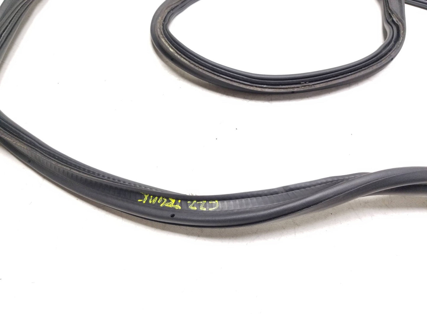 2013 VW Golf GTI Trunk Seal Weatherstrip OEM ☑️