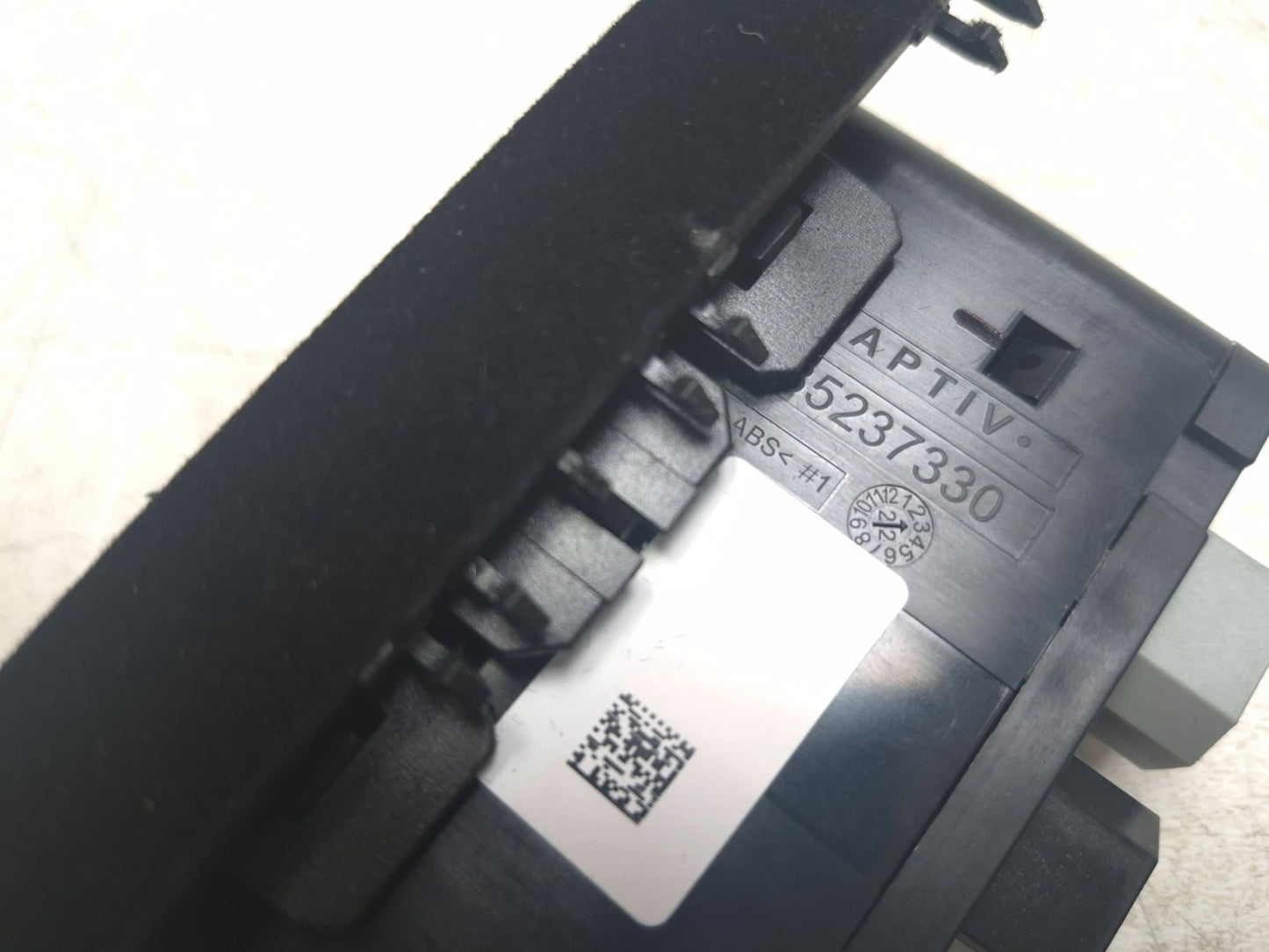 2024 Alfa Romeo Stelvio Console Type-c Aux Usb  OEM