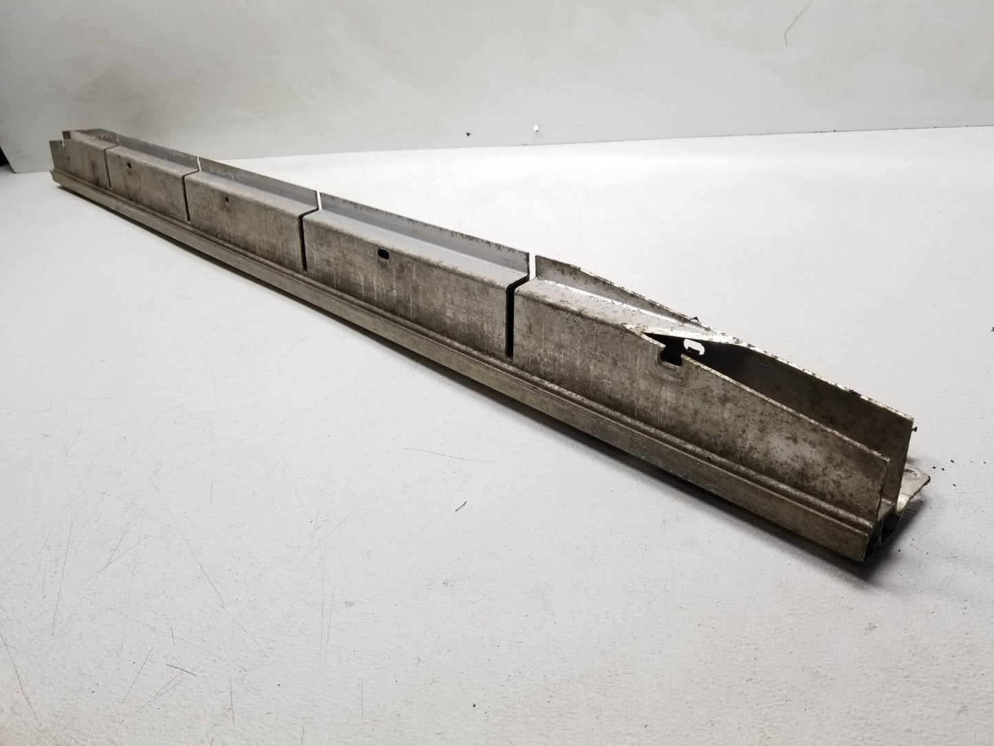 2007 Mercedes Ml500 Running Board Bracket Driver Side Left OEM